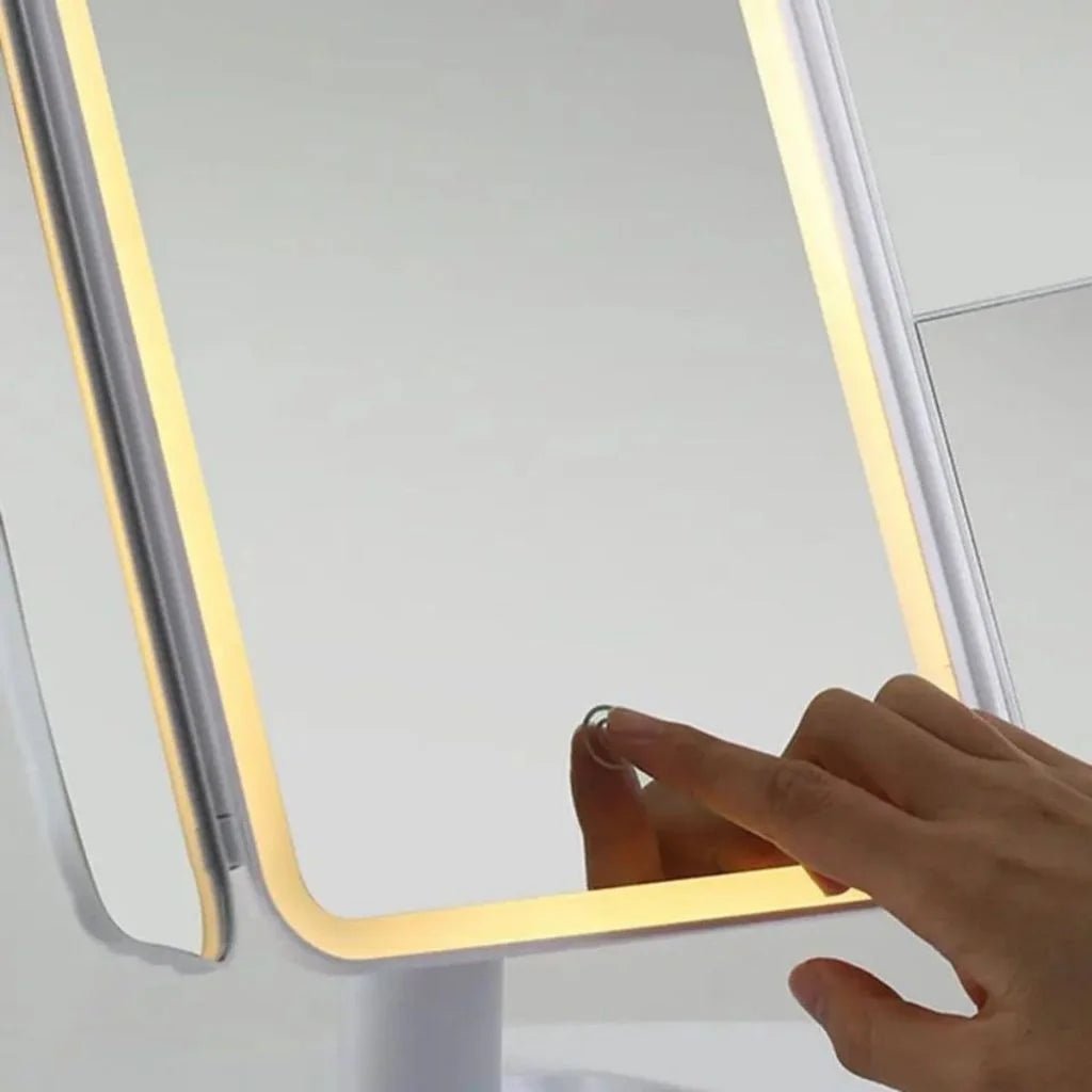 Espelho dobrável com luz LED portátil - DonizStore